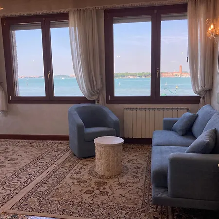 Oasis Lagoon Estate בית נופש
