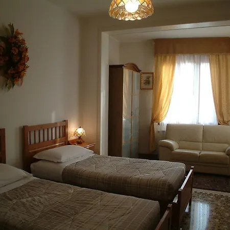 Oasis Lagoon Estate בית נופש *