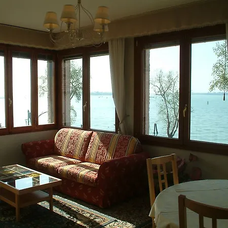 Oasis Lagoon Estate בית נופש