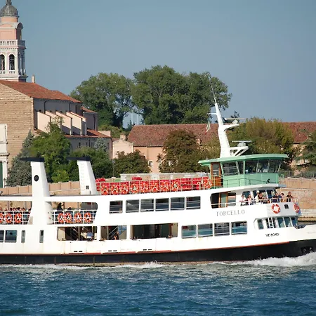 Oasis Lagoon Estate 別荘 *