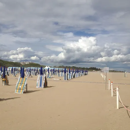 別荘 Oasis Lagoon Estate *