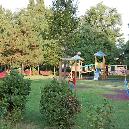 Oasis Lagoon Estate 別荘 *