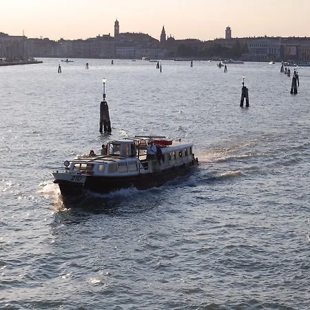 펜션 Oasis Lagoon Estate 베니스-리도